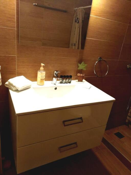 Thissio Apartment Philoxenia Ateny Zewnętrze zdjęcie